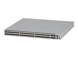 Arista DCS-7260QX-64-R 7260X, 64x40GbE QSFP+2xSFP+ 2 RU Switch