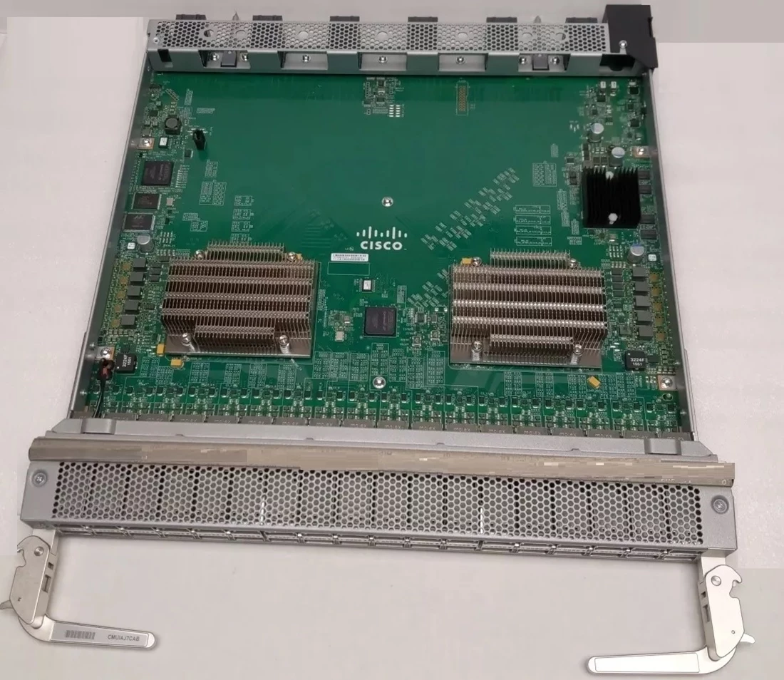 Cisco N9K-X9736PQ Nexus X9736PQ 36P 40GbE QSFP+ Line Card