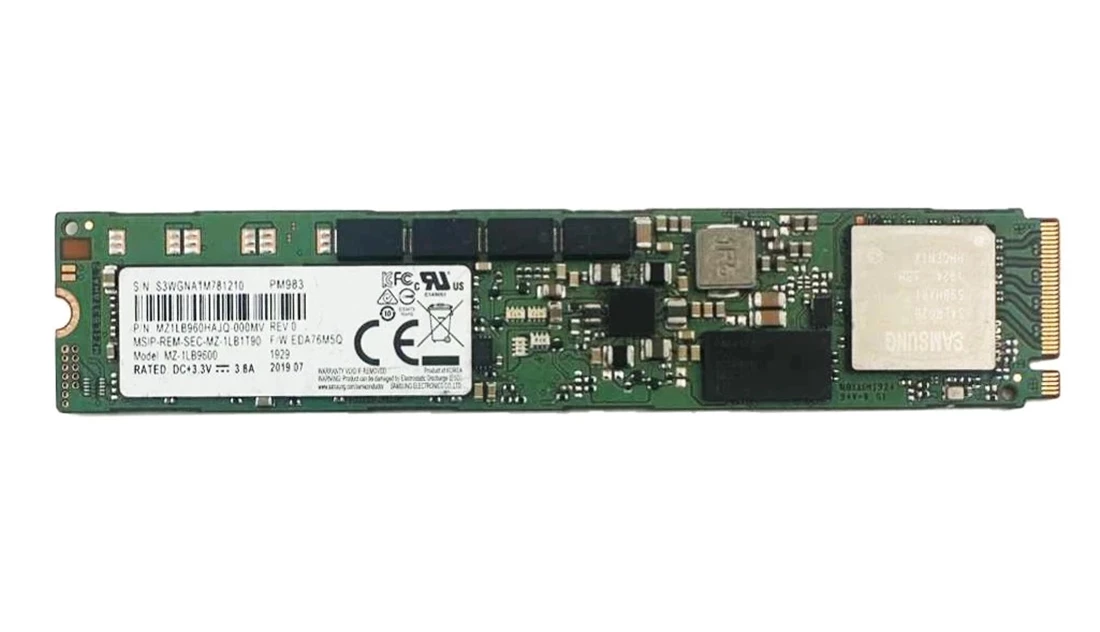 Samsung MZ-1LB960B PM983a 900GB M.2 PCIe NVMe 22110 Enterprise SSD