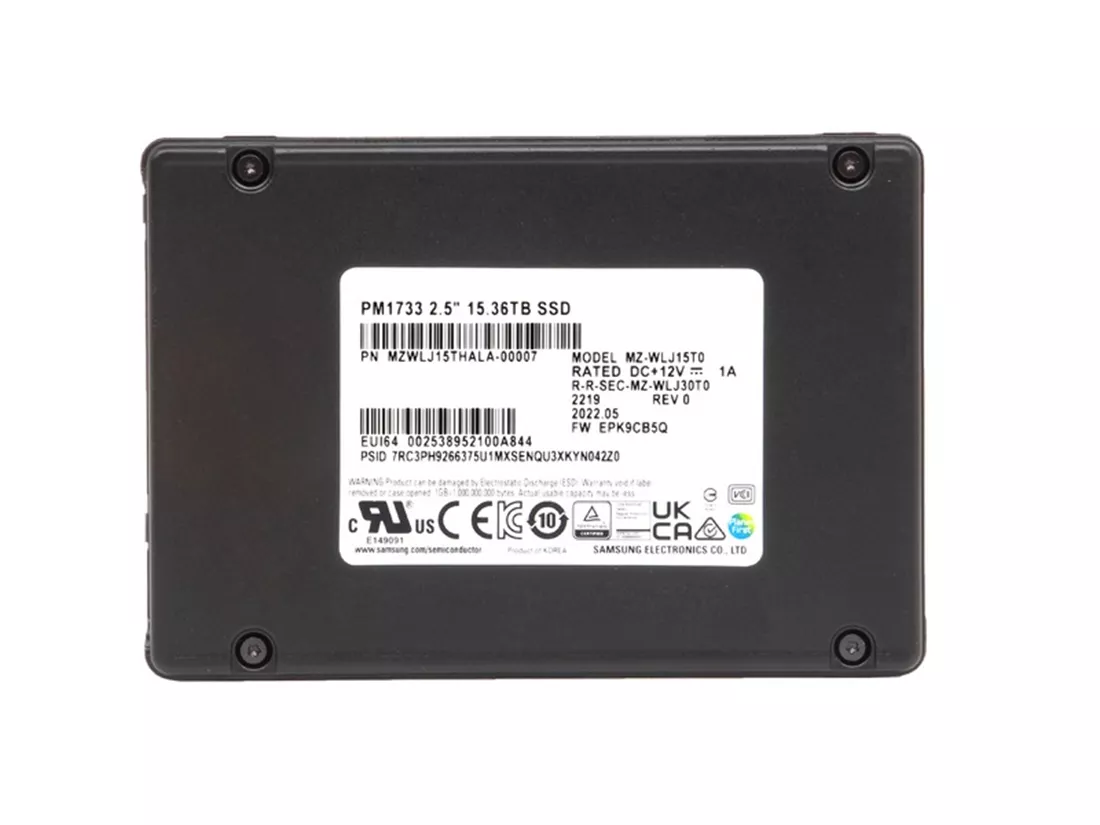 Samsung PM1733 MZWLJ15THALA SSD 15.36 TB PCIe 4.0 x4 (NVMe