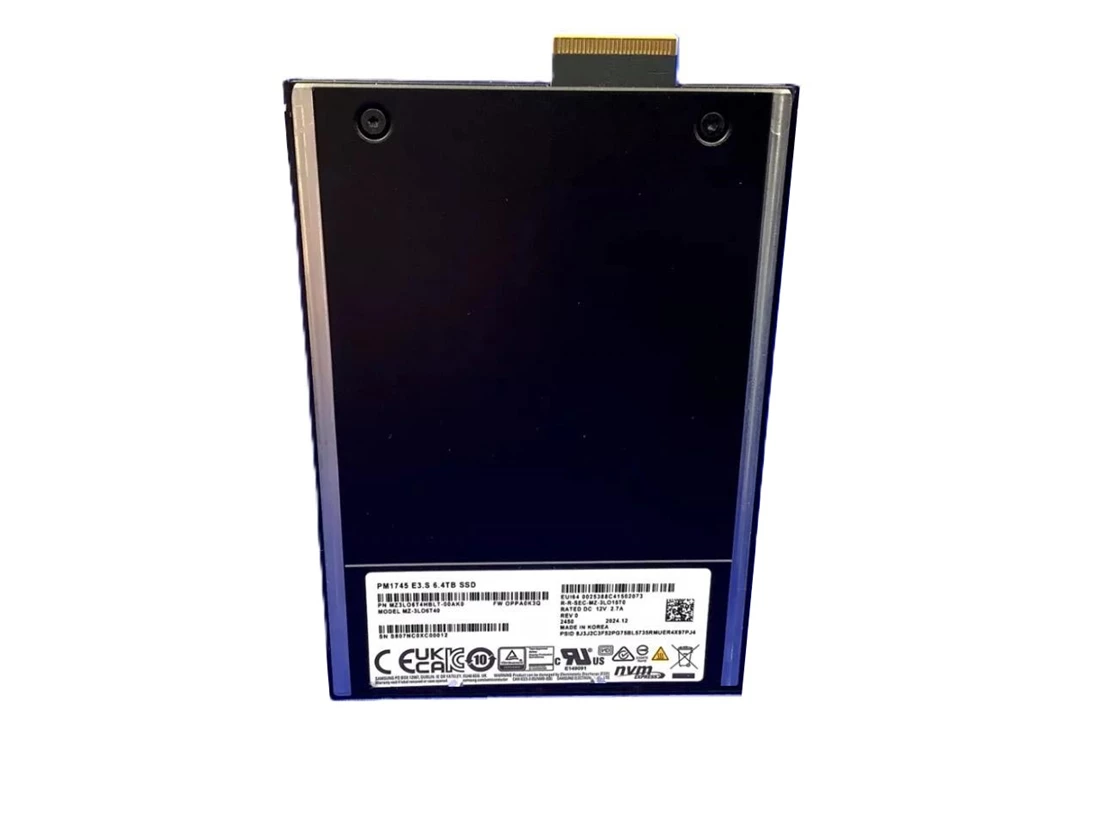 Samsung PM1745 MZ-3LO6T40 SSD 6.4 TB E3.S Pci Express 5.0 X4 (NVMe) Refurbished