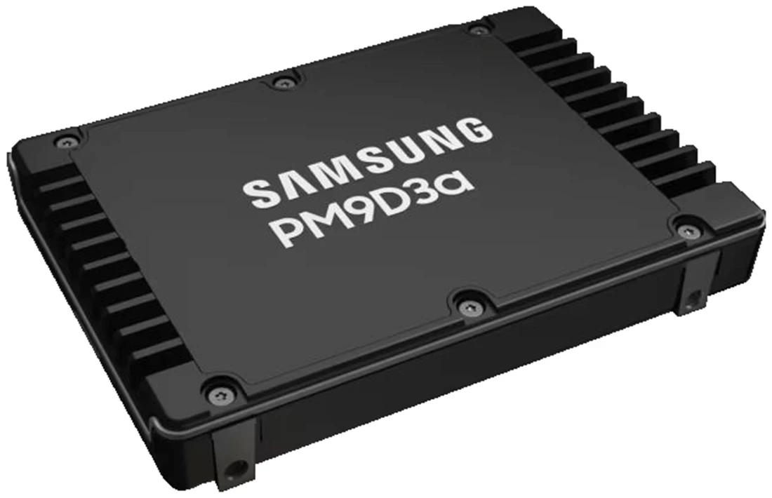 Samsung MZWL630THBLF-00AW7 PM9d3a 30.72TB PCIe 5.0 x4 U.2 Internal SSD