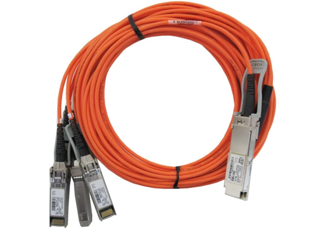 Cisco QSFP-4X10G-AOC5M 40GBase-AOC QSFP to 4 SFP+ Active Optical breakout Cable