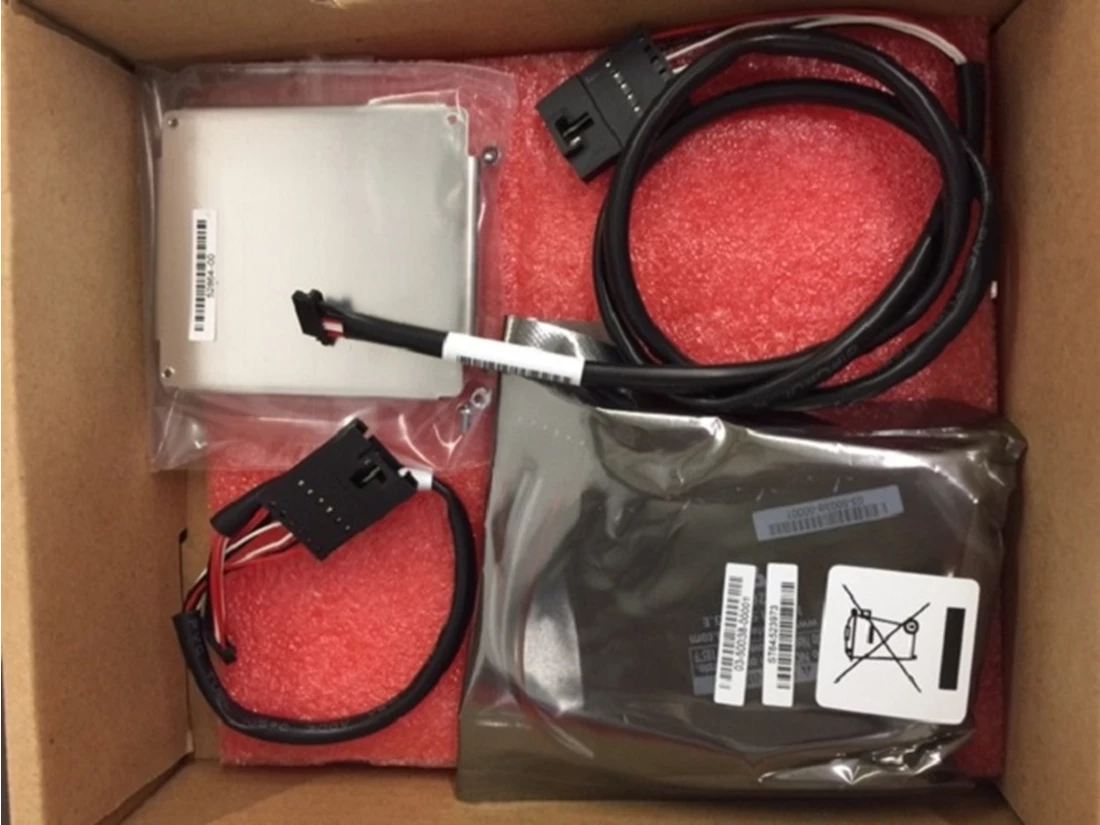 Broadcom 05-50038-00 MegaRAID CacheVault Module for 9361-16i & 9380-8E New Retail Factory Sealed.