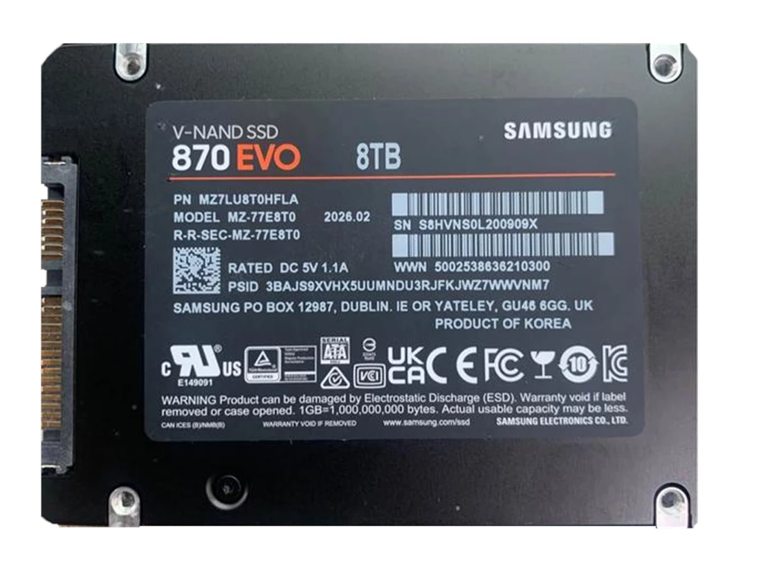 Samsung MZ7LU8T0HFLA 870 EVO 8TB SATA 2.5 inch SSD 