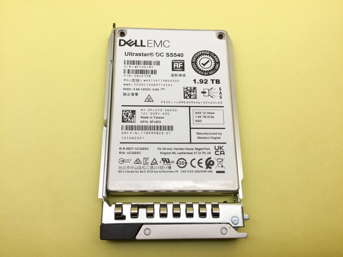 Dell PJ4F0 1.92TB SSD SAS RI 12Gbps Hot-Plug Drive with Tray