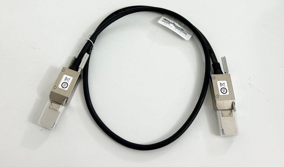 Cisco STACK-T1-1M StackWise Stacking cable 1M